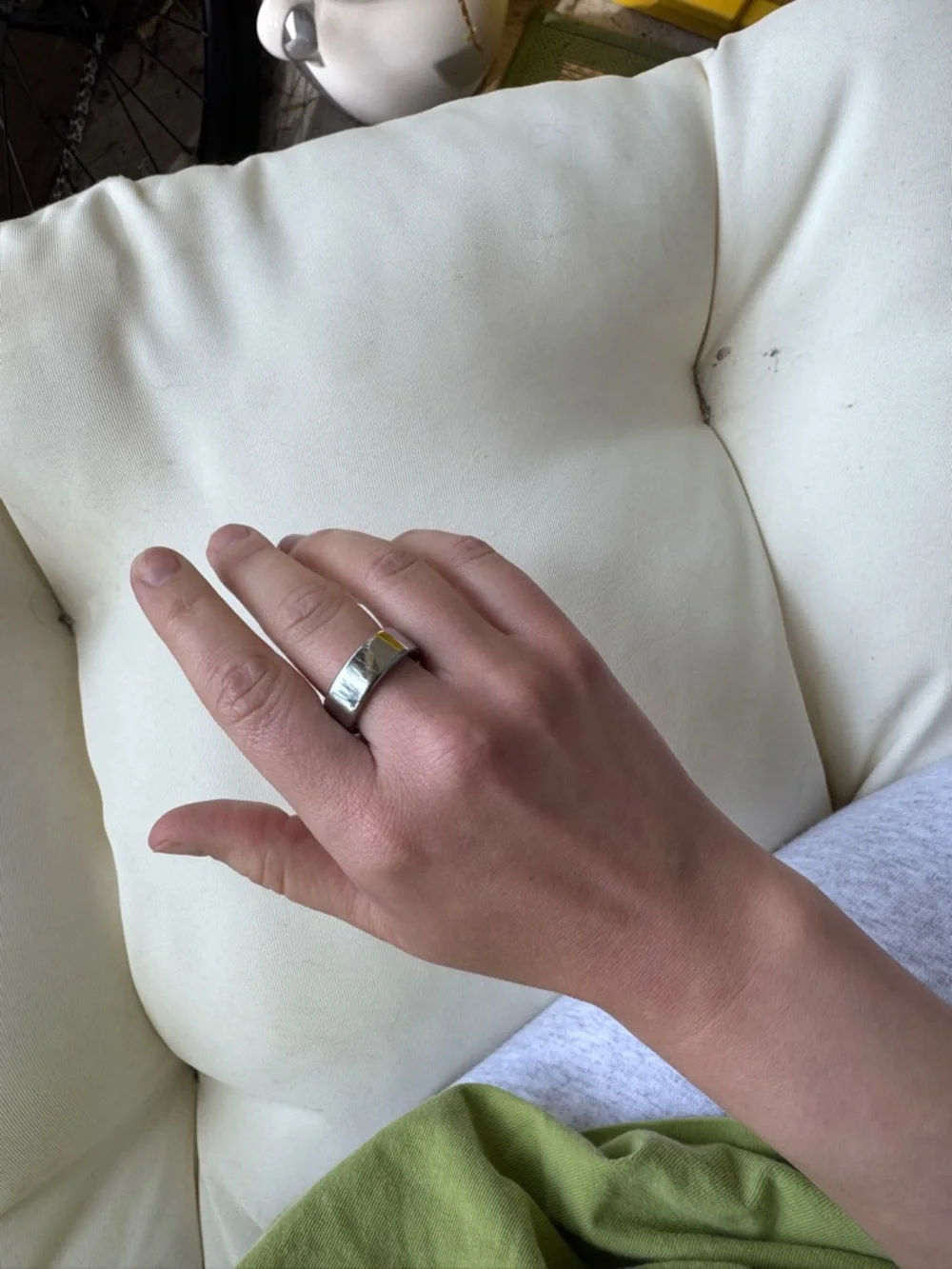 Oura Ring [Silver | Size 8]